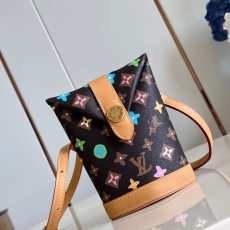 LV Bucket Bags